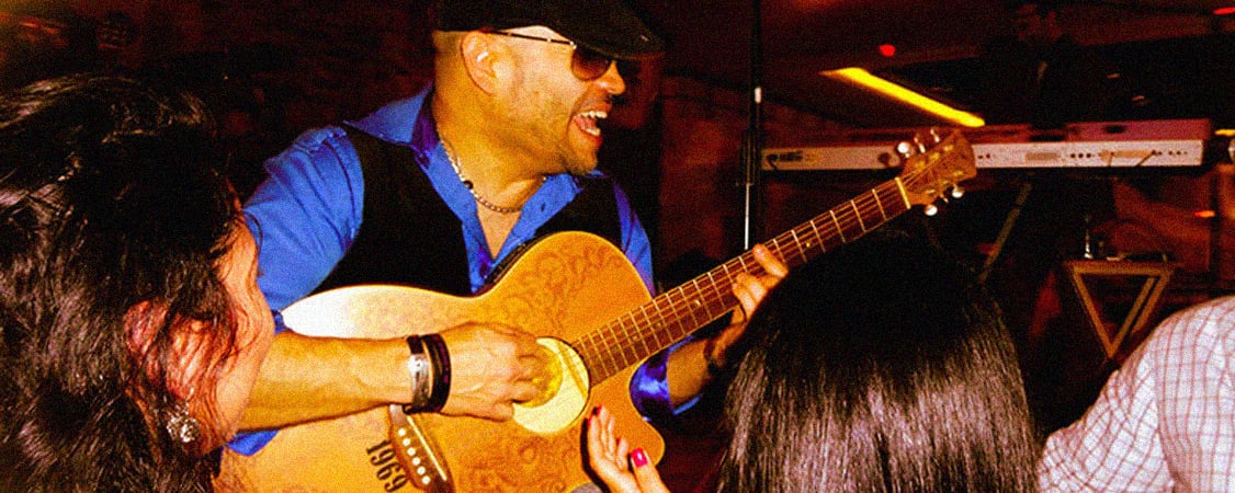 Gio Murillo - Luna Guitars Artist